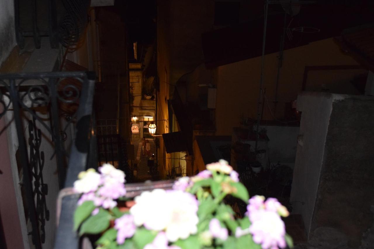 Casa Amelia - Charme In Taormina Villa Exterior foto